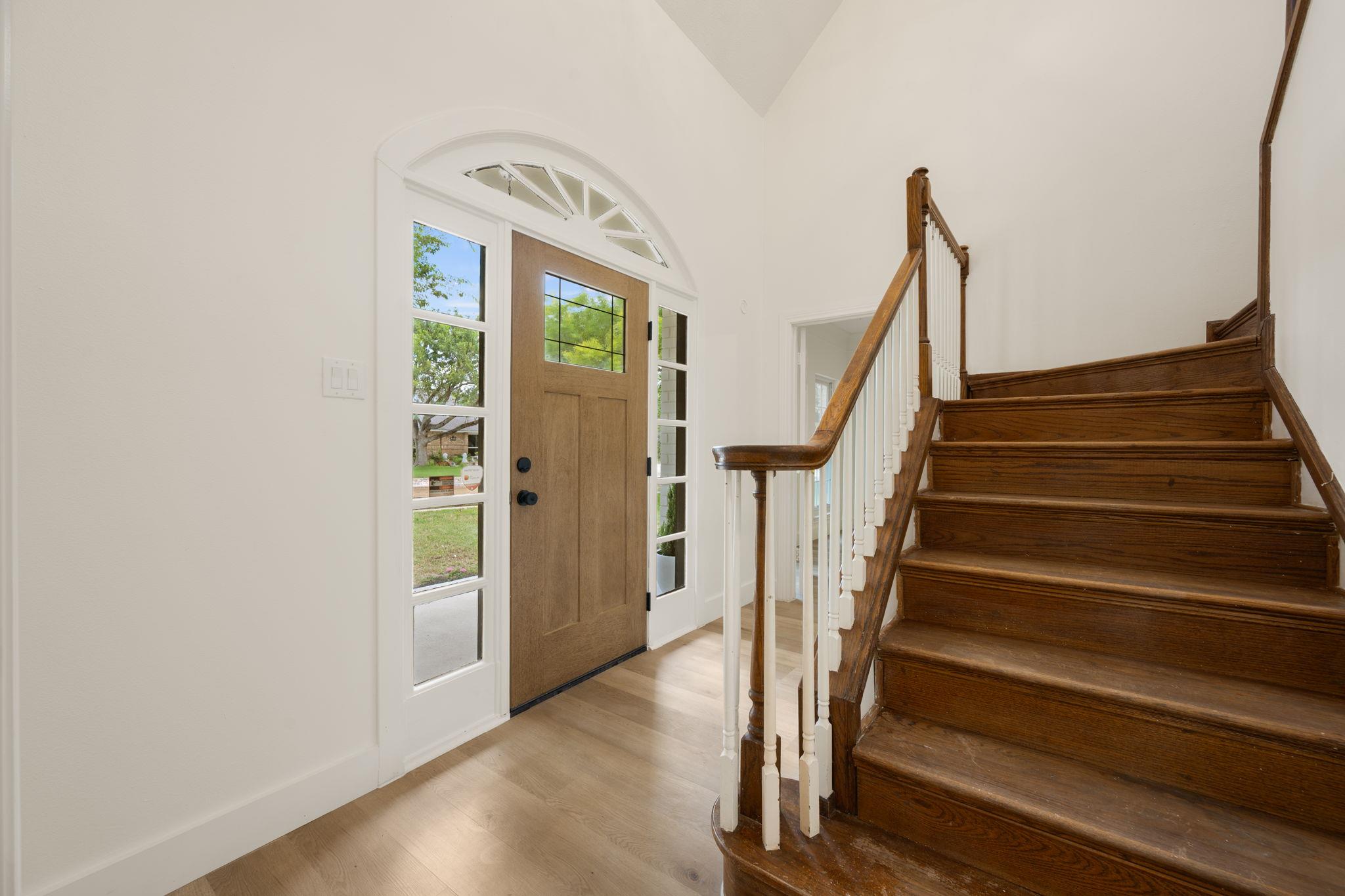 1102 Twin Creek DR