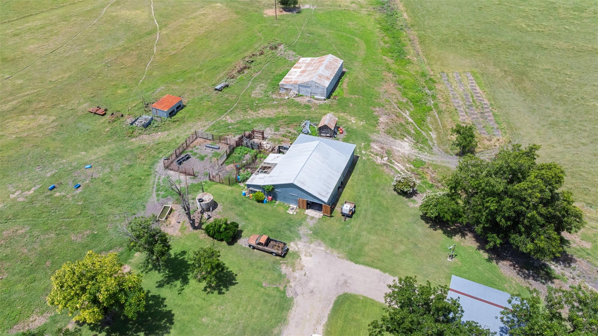 100 Rundberg DR