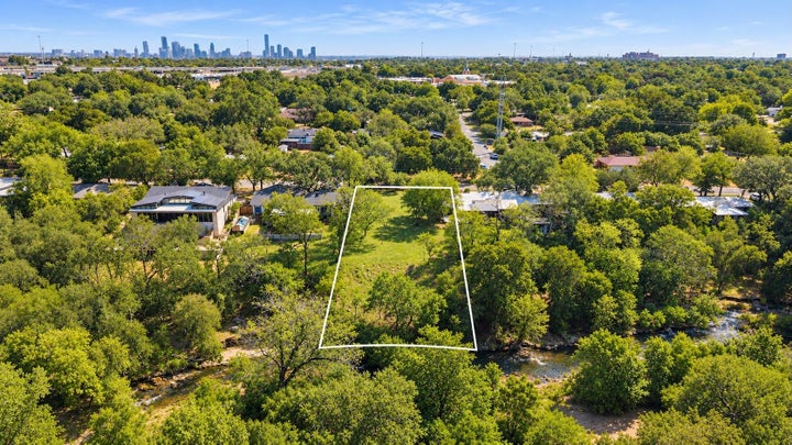 Photo 1 of 37 — 4706 Roundup TRL, Austin, TX 78745