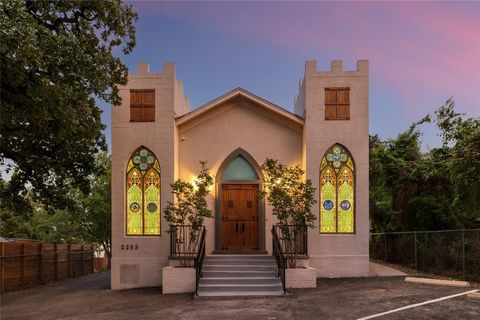 2205 E 12th ST Austin TX 78702