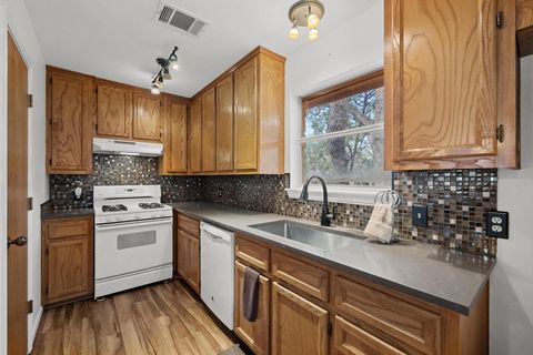 Tiny photo for 4207 Deer TRL, Spicewood, TX 78669 (MLS # 5060597)