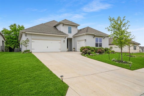 Photo of 401 Trabuco BND, Liberty Hill, TX 78642 (MLS # 2029443)