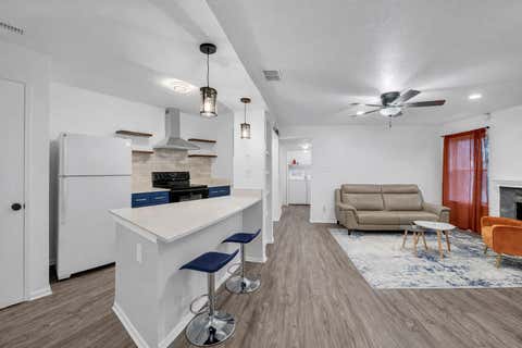 Tiny photo for 4500 E Oltorf ST #D410, Austin, TX 78741 (MLS # 2104598)