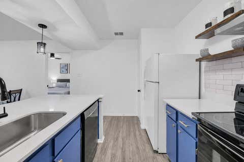 Tiny photo for 4500 E Oltorf ST #D410, Austin, TX 78741 (MLS # 2104598)
