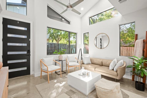 Photo of 619 Hammack DR #2, Austin, TX 78752 (MLS # 7850200)