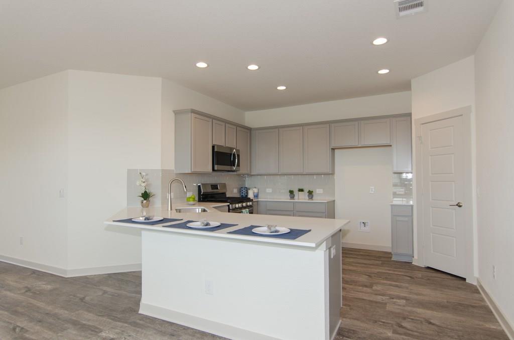 217 Deserti RD