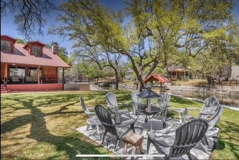 205 Pierce DR Kingsland TX 78639