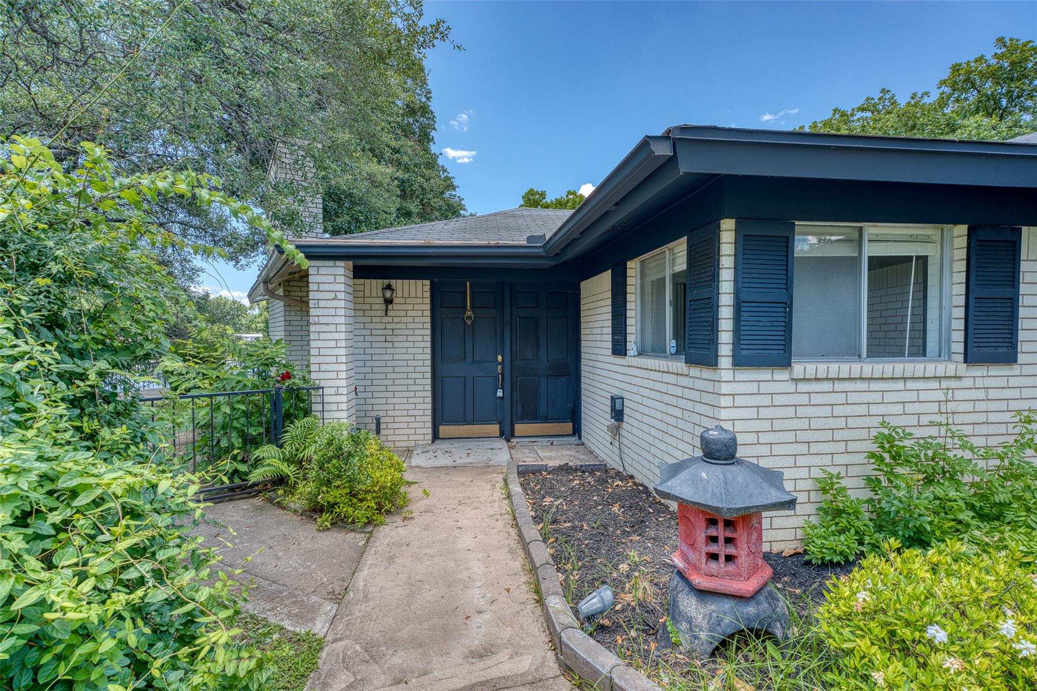 104 Bluebird LN