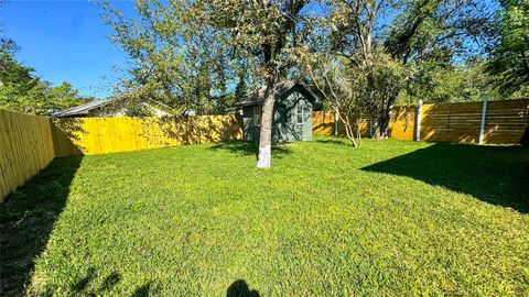 Tiny photo for 1712 Hillcrest LN, Austin, TX 78721 (MLS # 4508953)