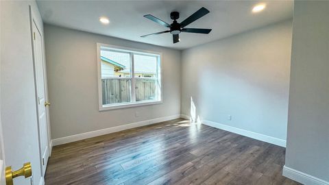 Tiny photo for 1712 Hillcrest LN, Austin, TX 78721 (MLS # 4508953)