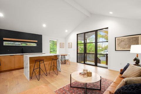 Tiny photo for 2416 E 10th ST, Austin, TX 78702 (MLS # 8596836)