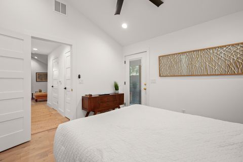 Tiny photo for 2416 E 10th ST, Austin, TX 78702 (MLS # 8596836)