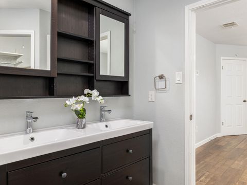 Tiny photo for 11501 Hidden Quail DR, Austin, TX 78758 (MLS # 1710389)