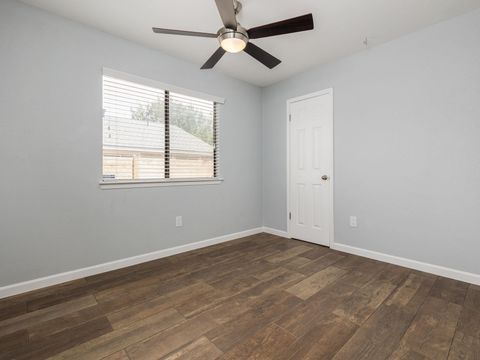 Tiny photo for 11501 Hidden Quail DR, Austin, TX 78758 (MLS # 1710389)
