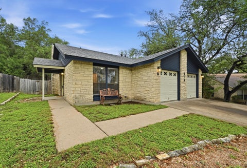 Tiny photo for 275 Mooring CIR #A, Lakeway, TX 78734 (MLS # 1281391)