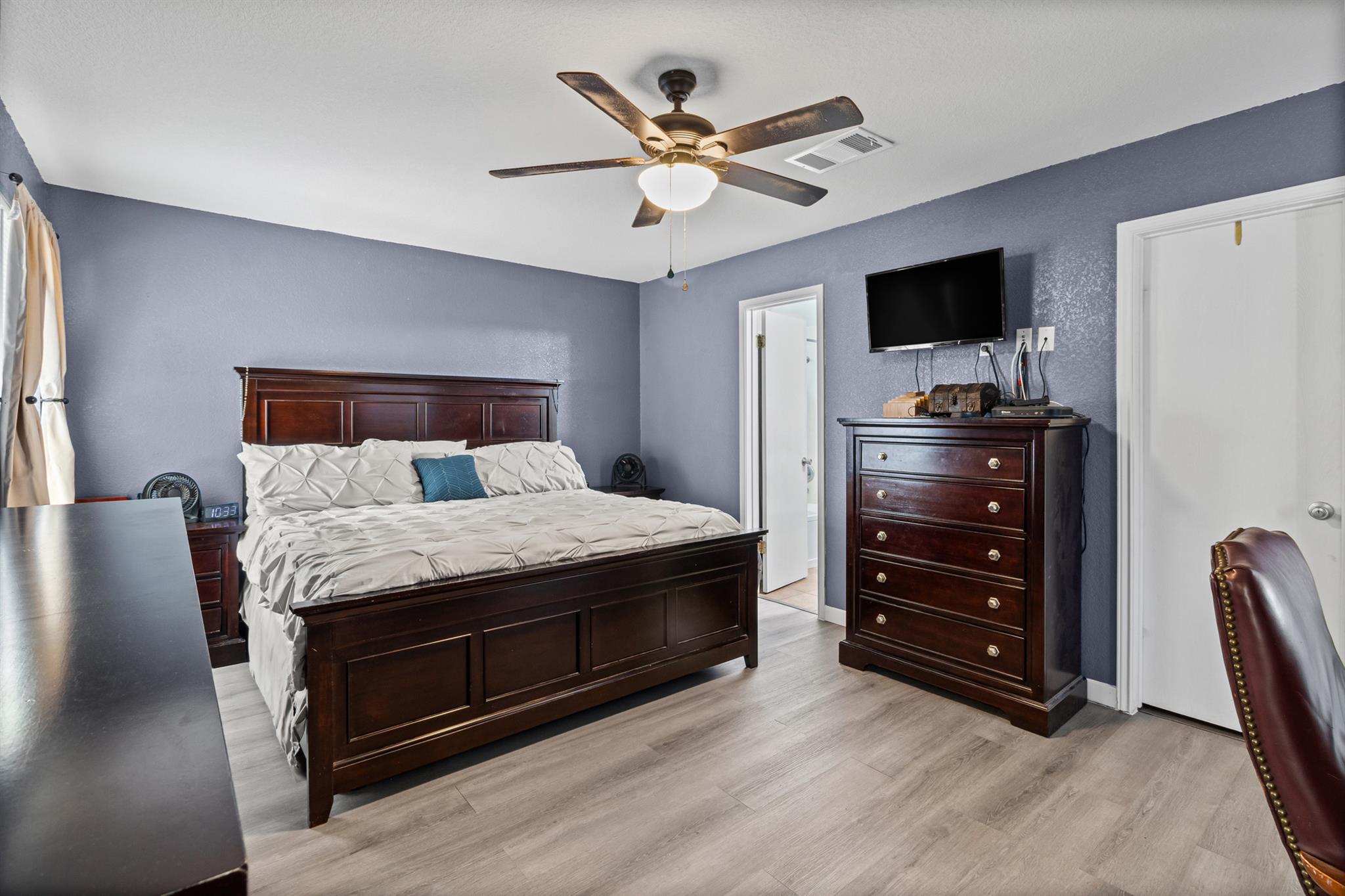 Hutto, Texas 78634, United States, 3 Bedrooms Bedrooms, ,2 BathroomsBathrooms,Residential,Active,223445