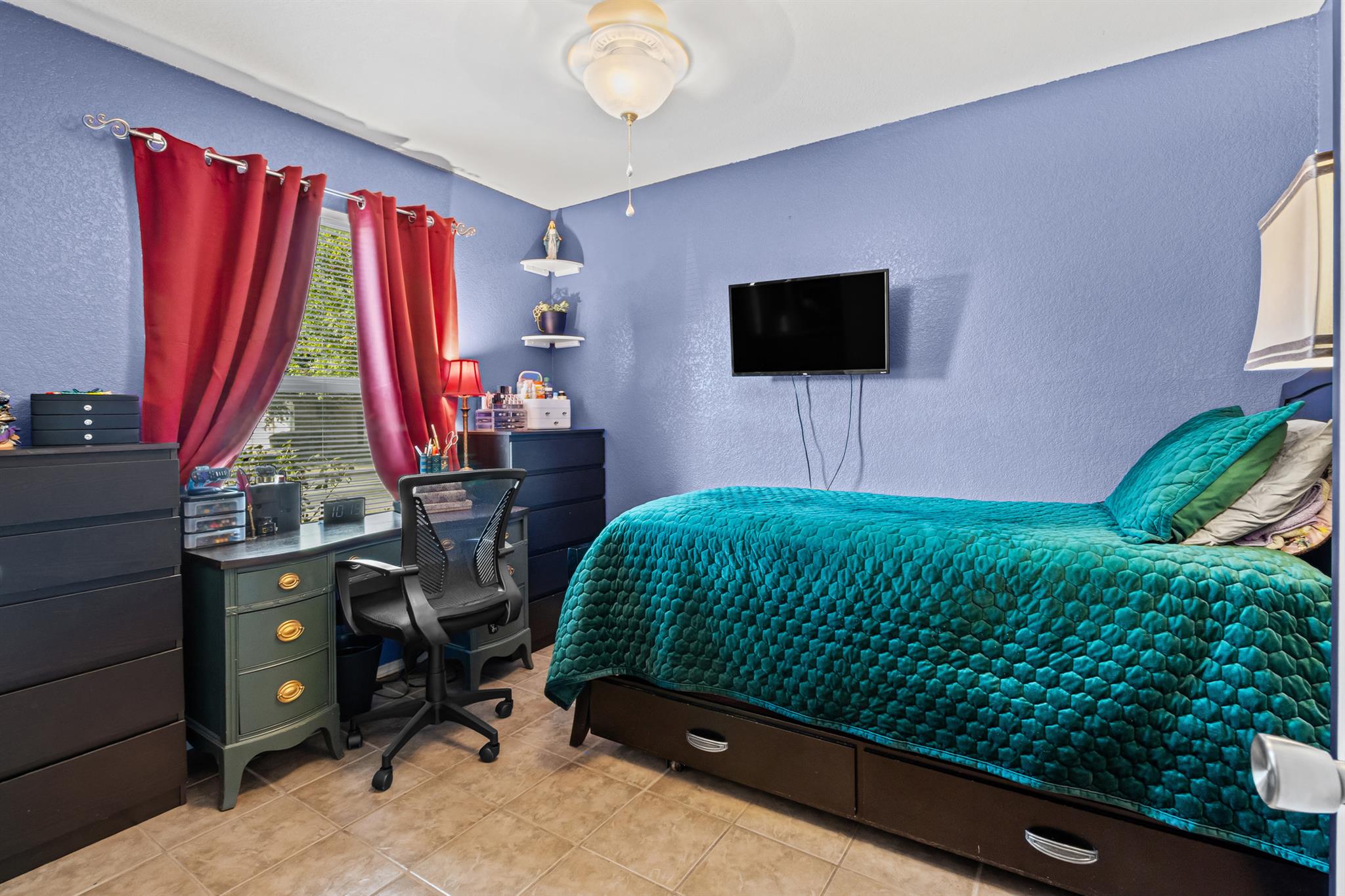 Hutto, Texas 78634, United States, 3 Bedrooms Bedrooms, ,2 BathroomsBathrooms,Residential,Active,223445