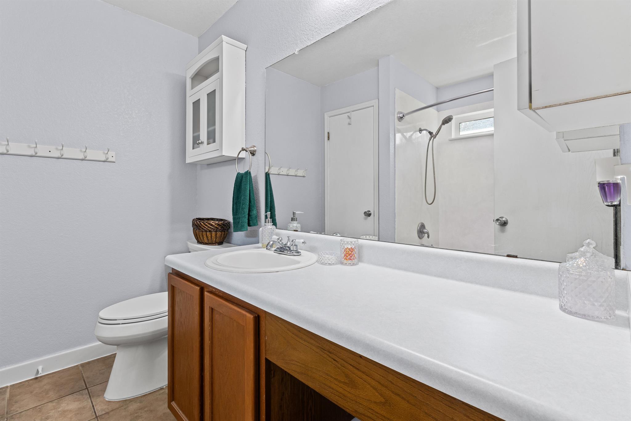 Hutto, Texas 78634, United States, 3 Bedrooms Bedrooms, ,2 BathroomsBathrooms,Residential,Active,223445