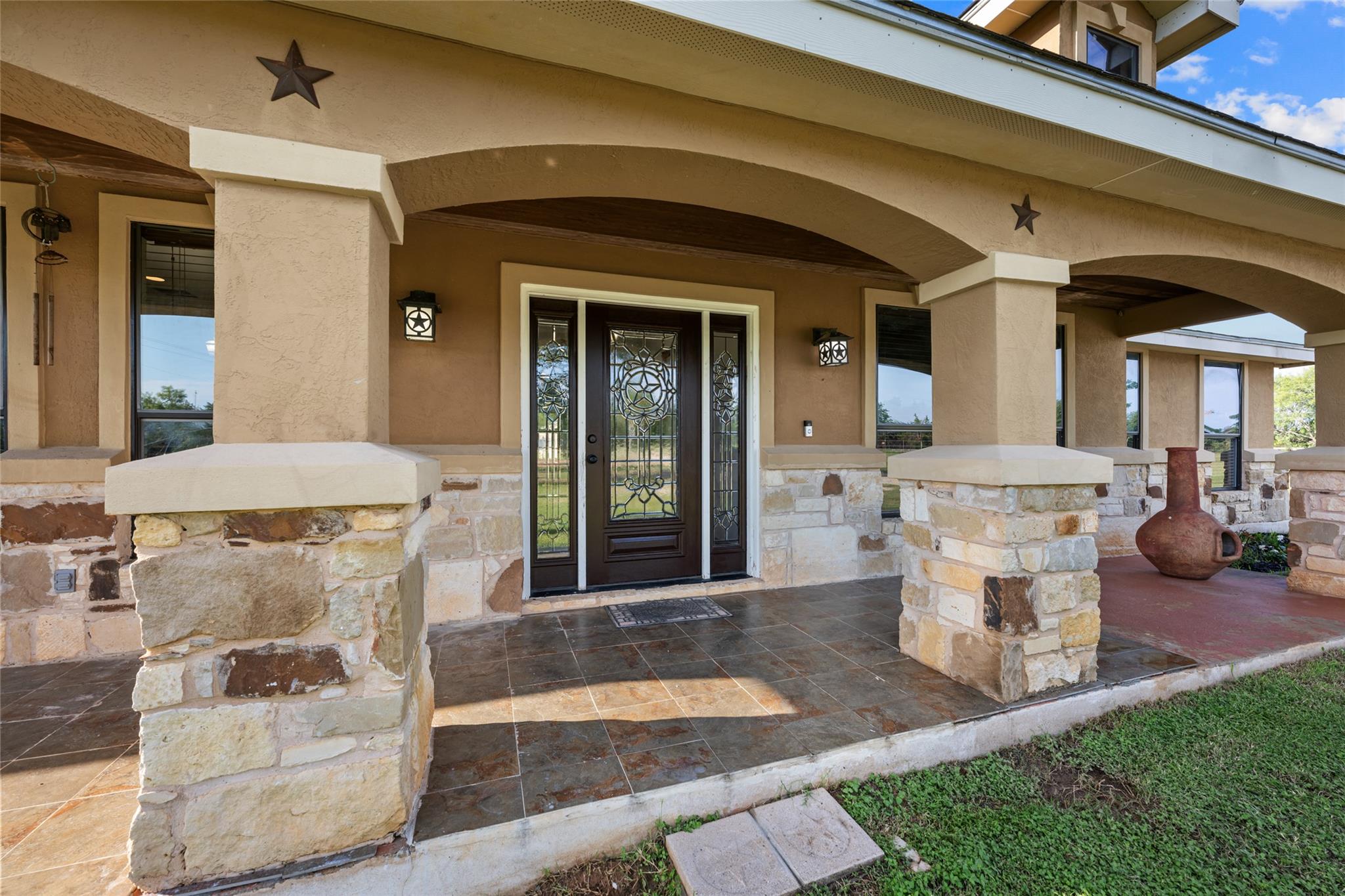 108 Whispering Pines DR