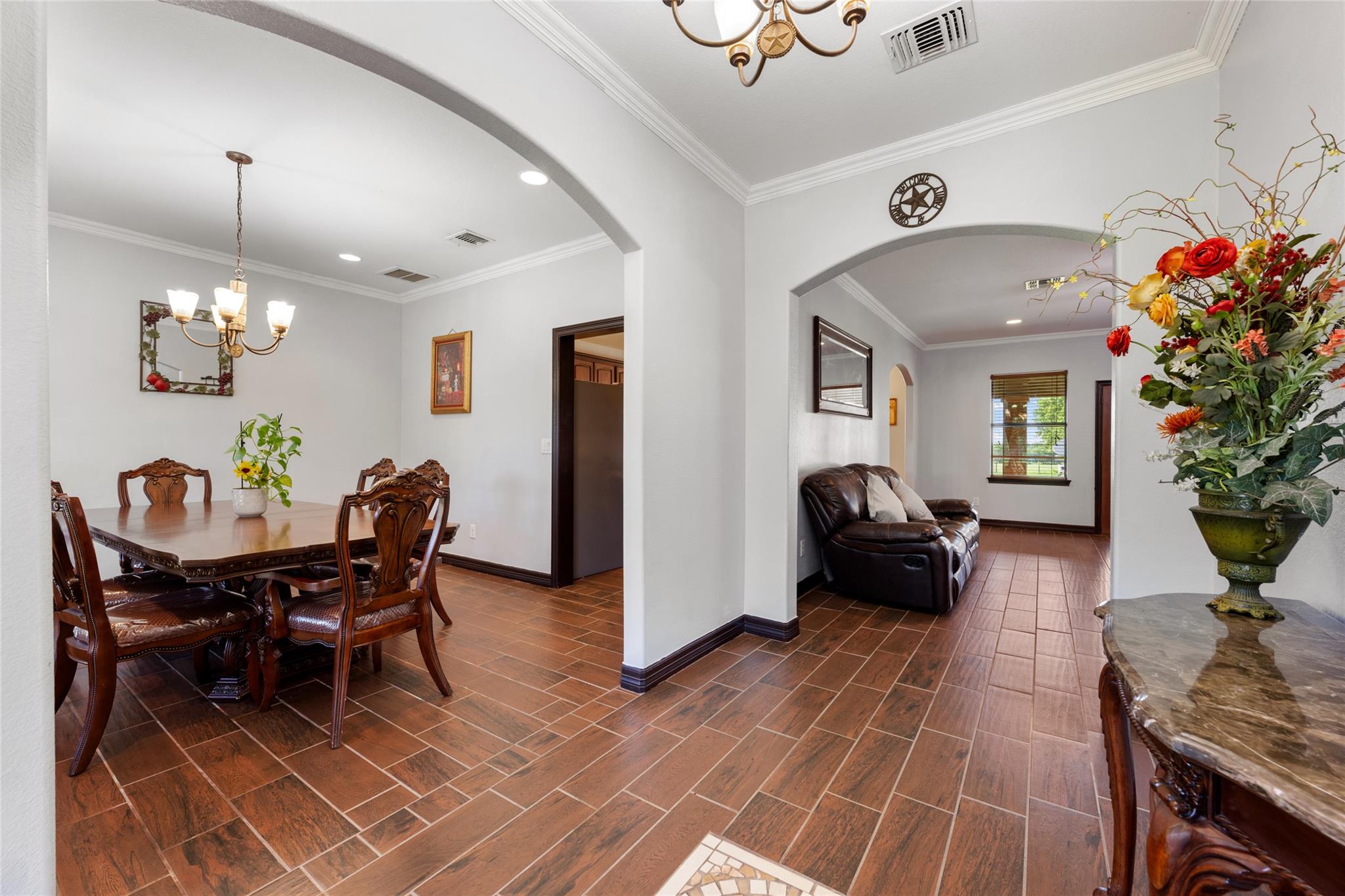 108 Whispering Pines DR