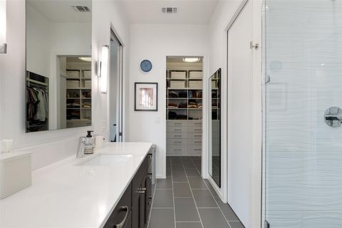 Tiny photo for 2500 Cedarview DR, Austin, TX 78704 (MLS # 9928085)