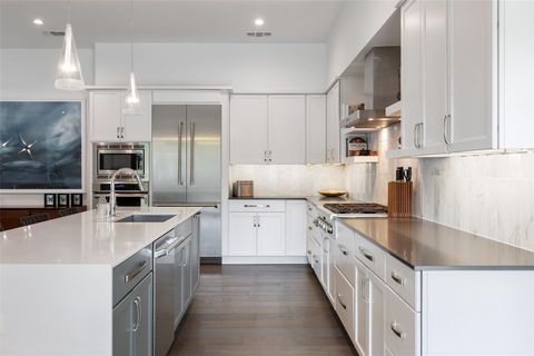 Tiny photo for 2500 Cedarview DR, Austin, TX 78704 (MLS # 9928085)