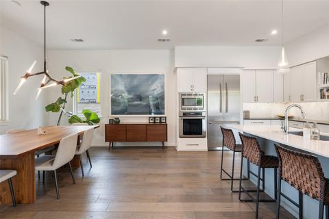 Tiny photo for 2500 Cedarview DR, Austin, TX 78704 (MLS # 9928085)