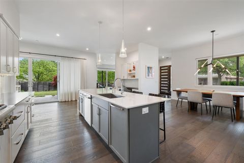 Tiny photo for 2500 Cedarview DR, Austin, TX 78704 (MLS # 9928085)