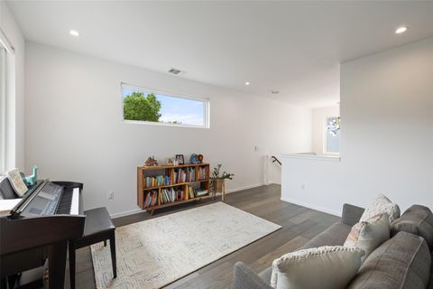 Tiny photo for 2500 Cedarview DR, Austin, TX 78704 (MLS # 9928085)