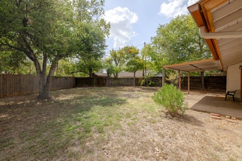 Tiny photo for 211 E Lisa DR, Austin, TX 78752 (MLS # 8917575)