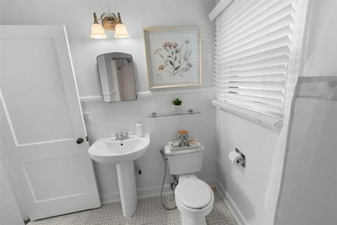 Tiny photo for 2108 Rountree DR, Austin, TX 78722 (MLS # 3771946)