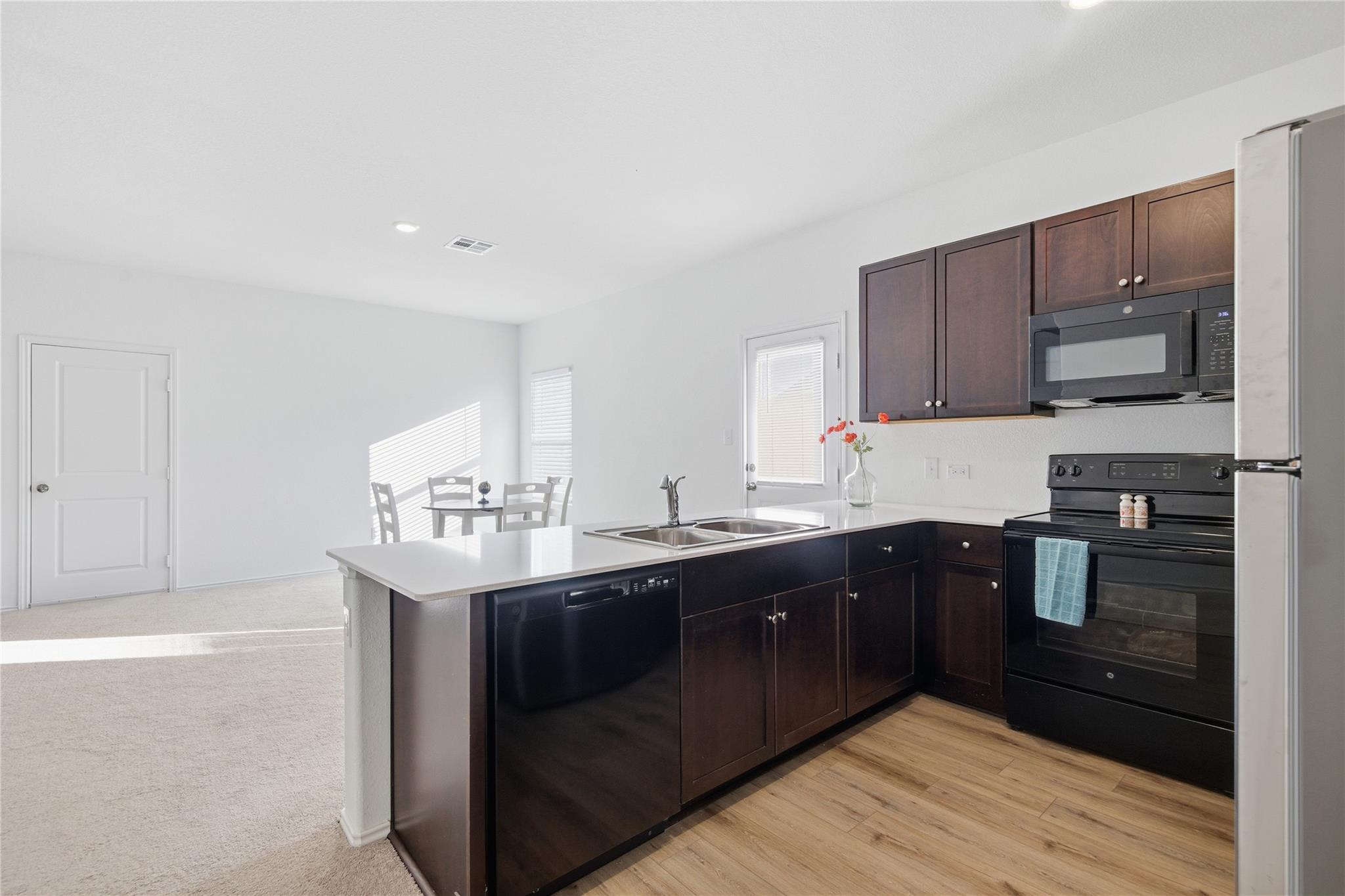 724 Rancho Del Cielo LOOP