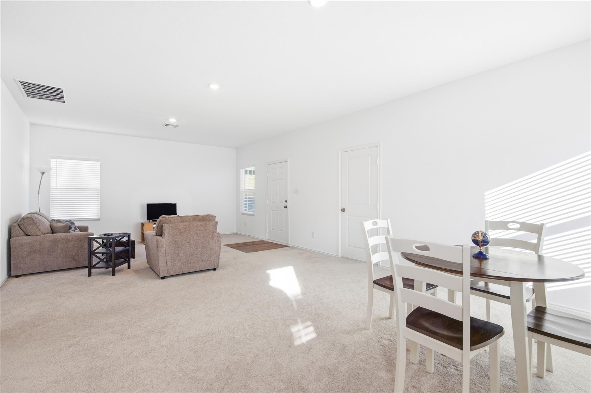 724 Rancho Del Cielo LOOP