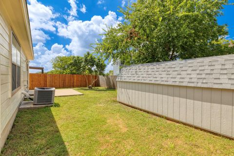 Tiny photo for 5608 Apple Orchard LN, Austin, TX 78744 (MLS # 3136846)