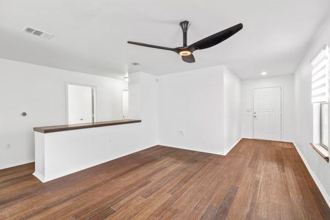 Tiny photo for 5608 Apple Orchard LN, Austin, TX 78744 (MLS # 3136846)
