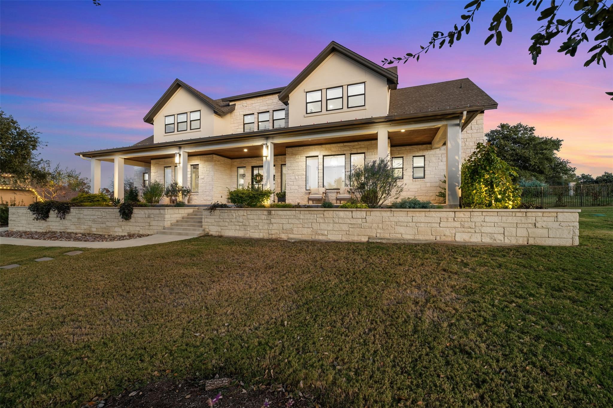 200 Overlook CT