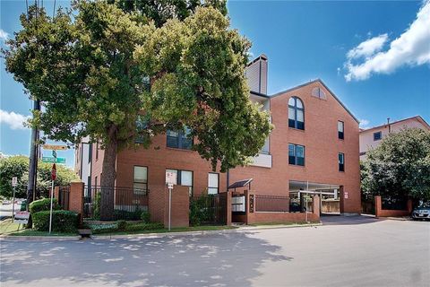 Photo of 2905 Swisher ST #205, Austin, TX 78705 (MLS # 6981698)