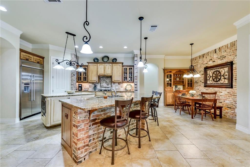 Photo 1 of 33 — 705 Champions DR, Georgetown, TX 78628