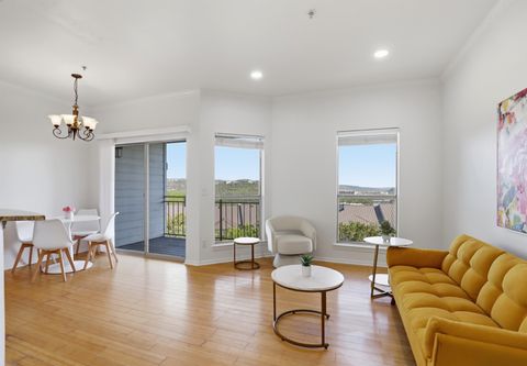 6000 Shepherd Mountain CV 1810 Austin TX 78730