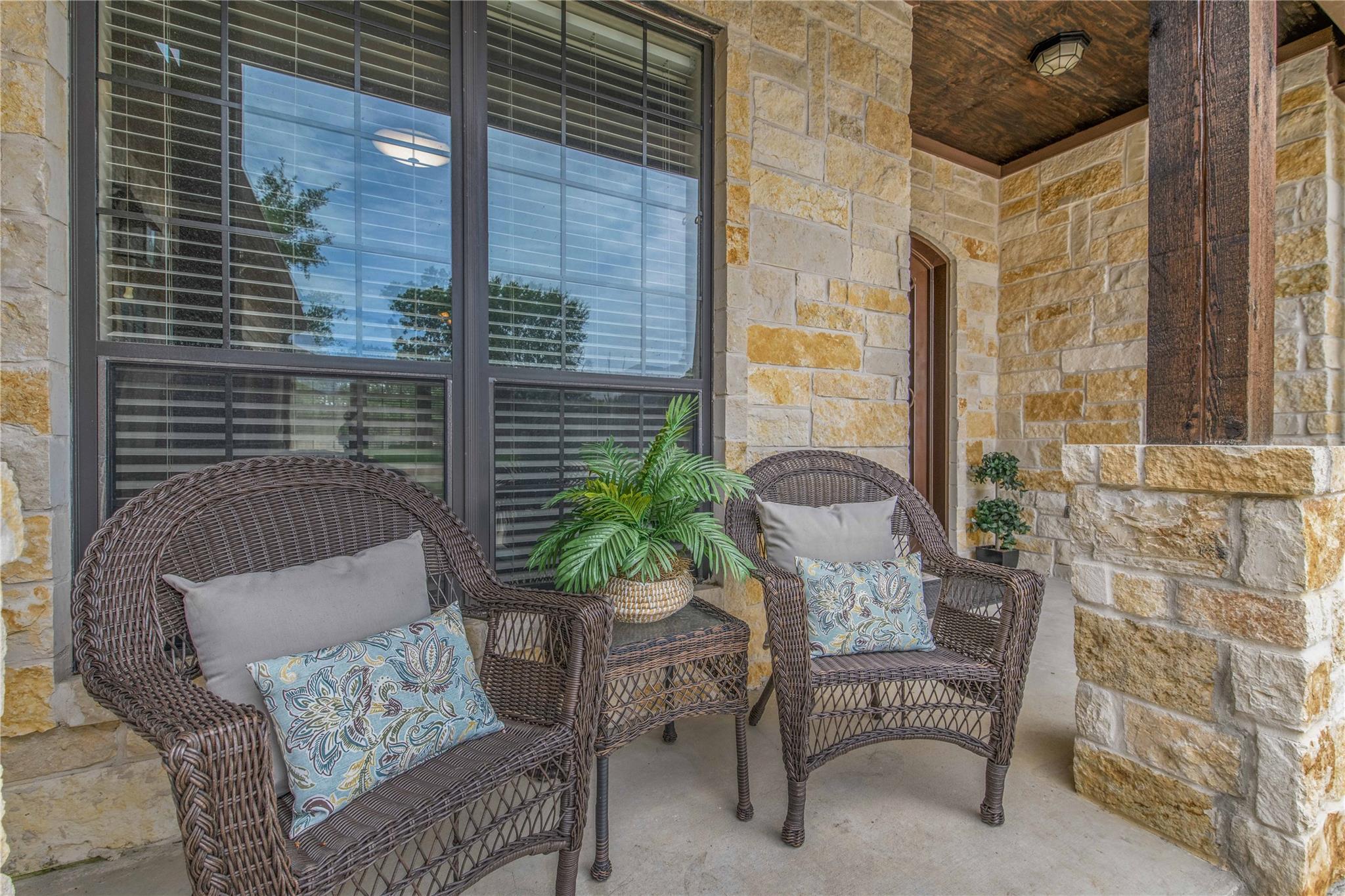 2491 Newark CIR