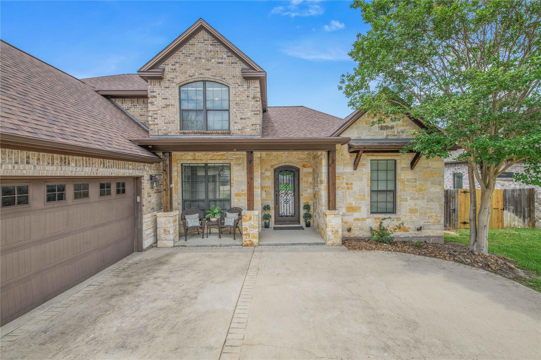 2491 Newark CIR