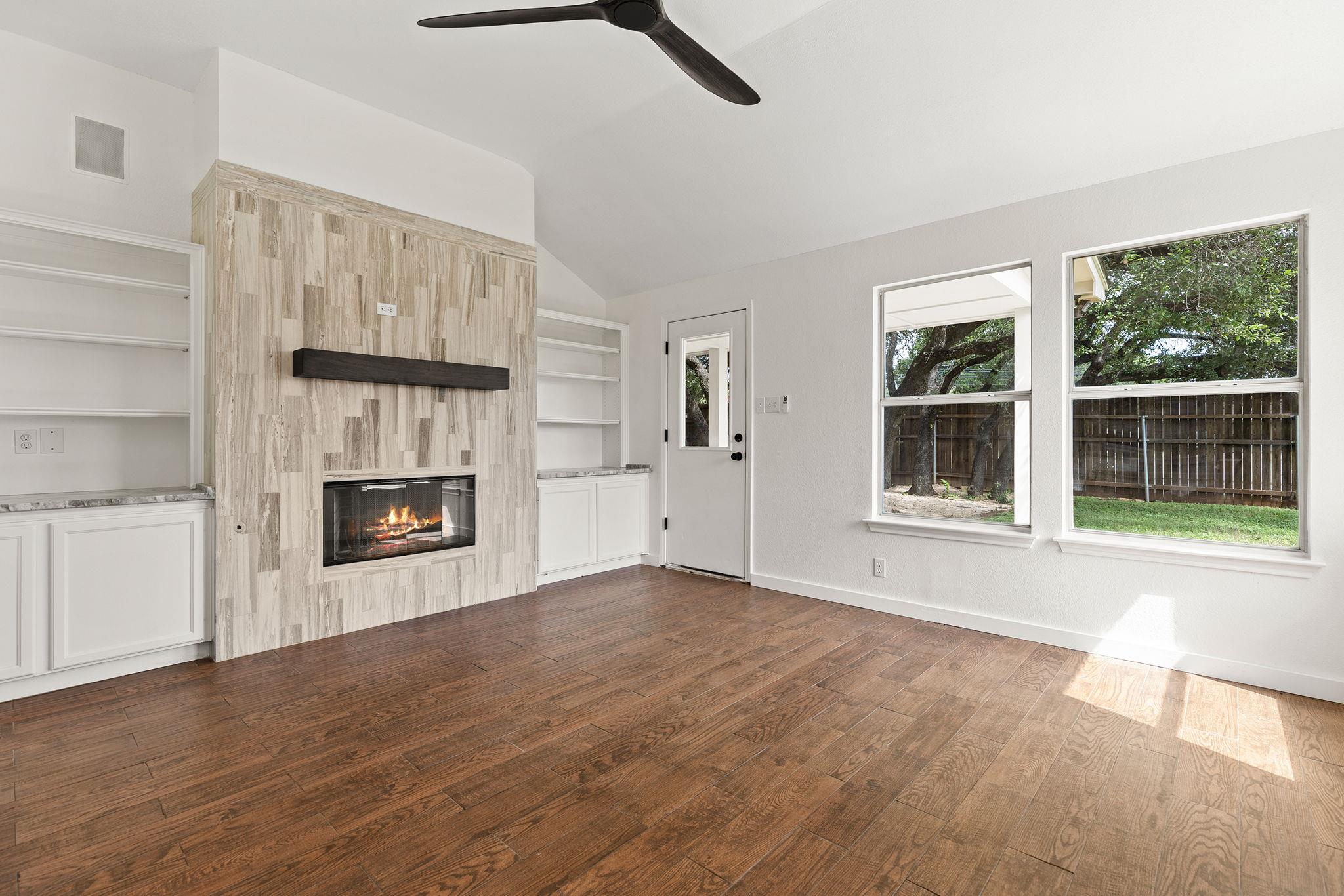 1000 Woodview DR