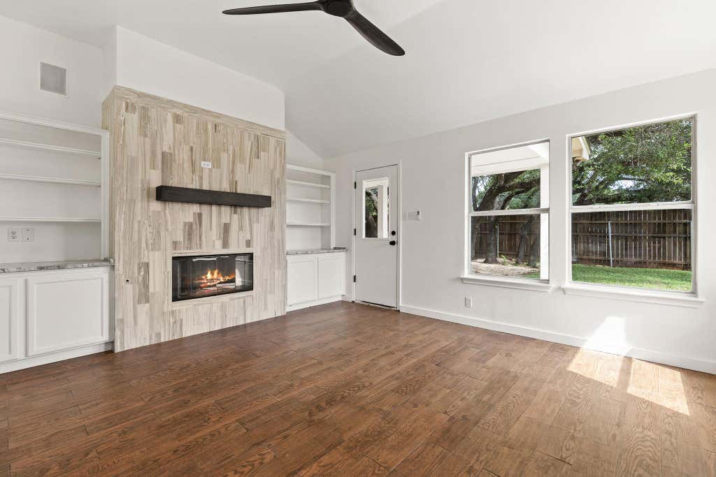 Photo of 1000 Woodview DR, Georgetown, TX 78628 (MLS # 9453666)