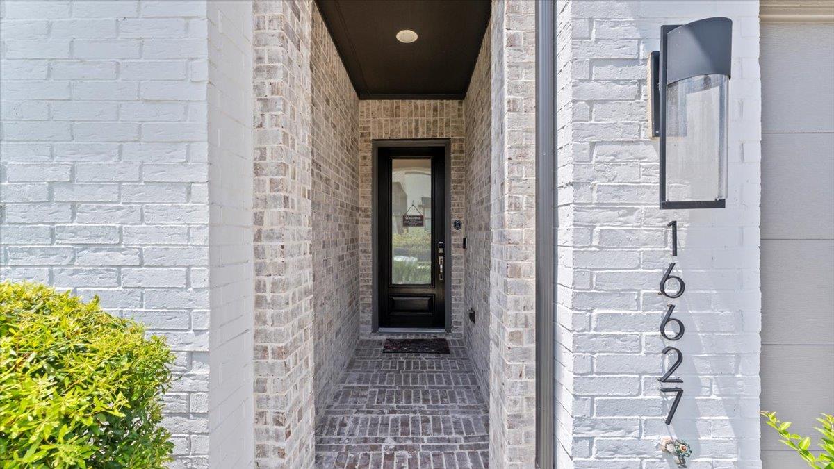16627 Lake Austin ST