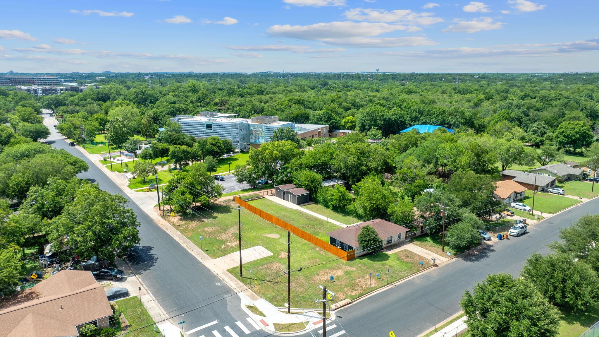 1100 Gardner RD