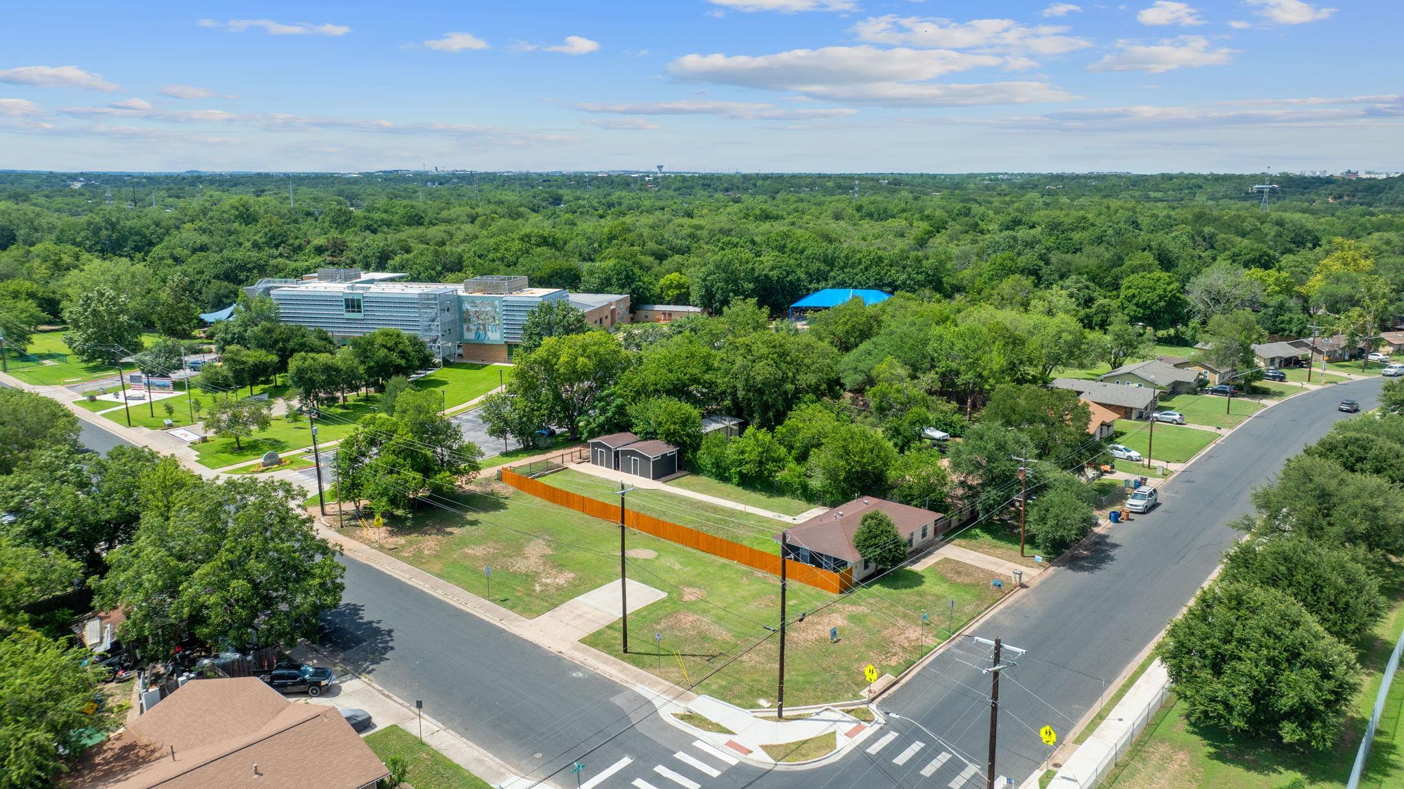1100 Gardner RD