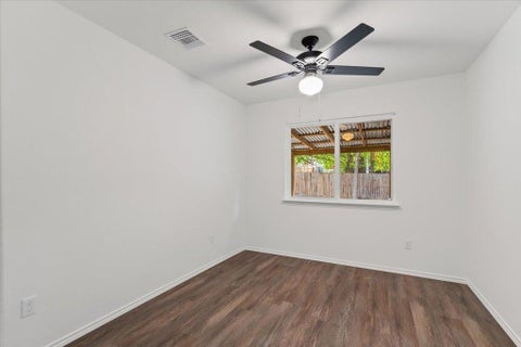 Tiny photo for 5307 Village TRL, Austin, TX 78744 (MLS # 5514662)