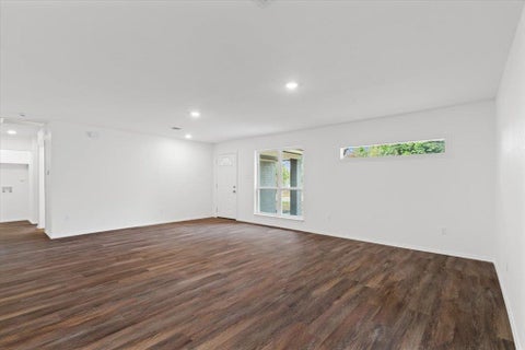 Tiny photo for 5307 Village TRL, Austin, TX 78744 (MLS # 5514662)