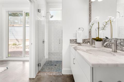 Tiny photo for 2514 E 4th ST #B, Austin, TX 78702 (MLS # 5150795)