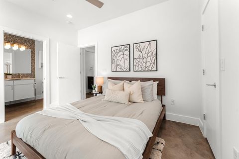 Tiny photo for 2514 E 4th ST #B, Austin, TX 78702 (MLS # 5150795)